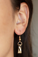 Load image into Gallery viewer, Paparazzi The MANE Course Gold Necklace
