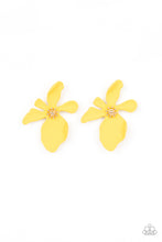 Load image into Gallery viewer, Paparazzi Hawaiian Heiress Yellow Earrings

