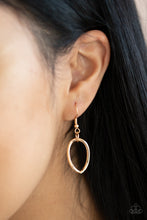 Load image into Gallery viewer, Paparazzi The Challenger Gold Necklace
